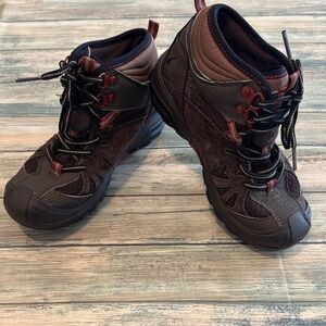 Merrell Kids' Hiking Boots (Sz: 1M)